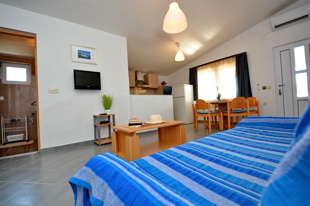 Apartment Marijana Vir Exteriér fotografie